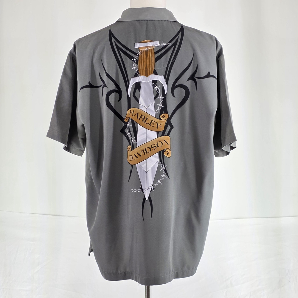 Vintage Harley-Davidson Biker Sword Graphic Shirt Men’s L Gray 2001 Korea